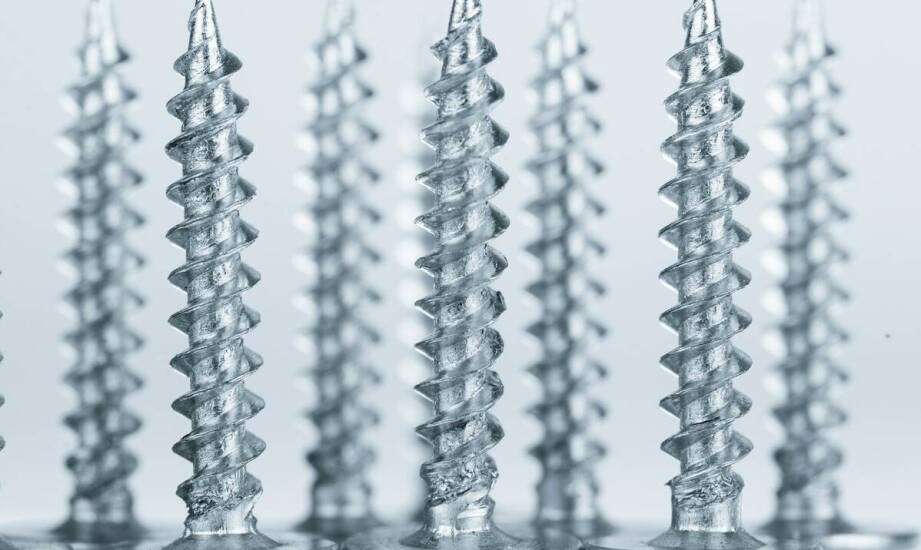 Dlaczego stalowe śruby kwasoodporne są niezastąpione w trudnych warunkach?