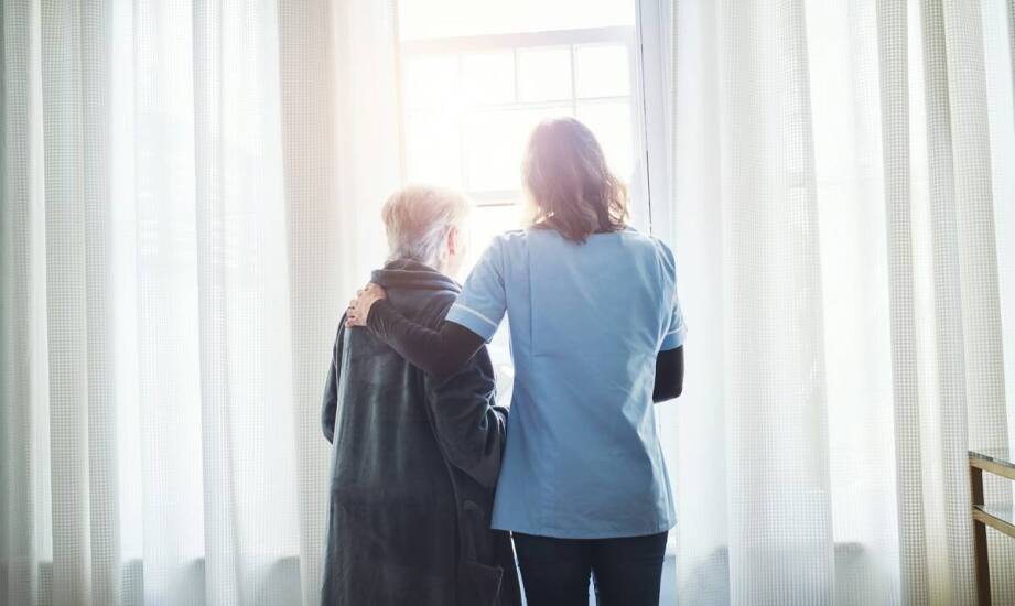 Opieka medyczna i pielęgniarska w domu spokojnej starości: na czym polega?