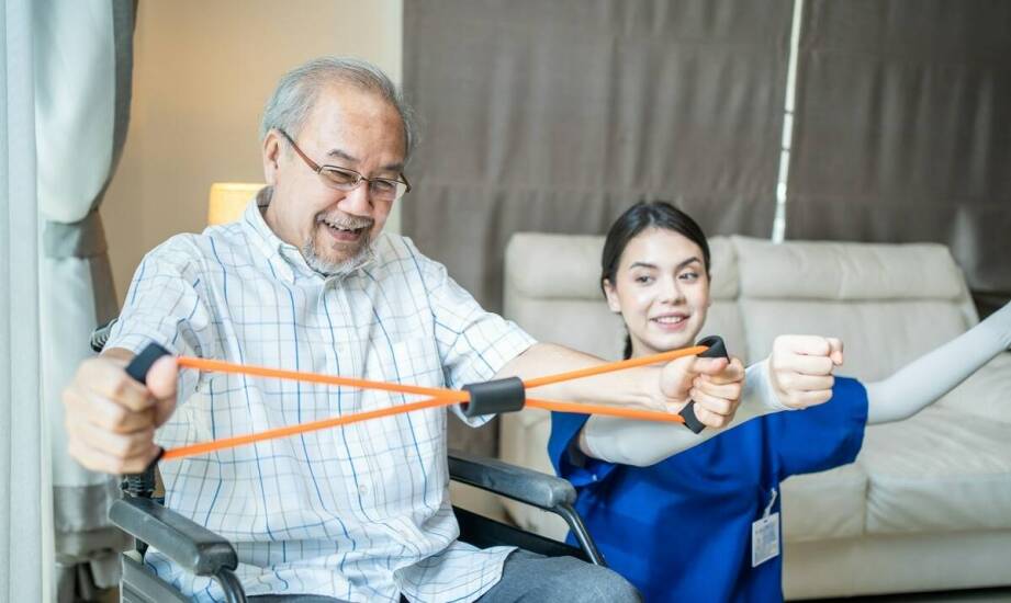 Domowa rehabilitacja jako wsparcie dla osób starszych