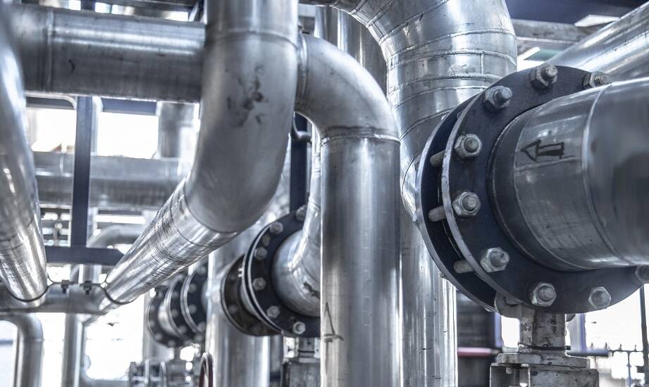 Wpływ ceramicznych wykładzin na trwałość przemysłowych rurociągów