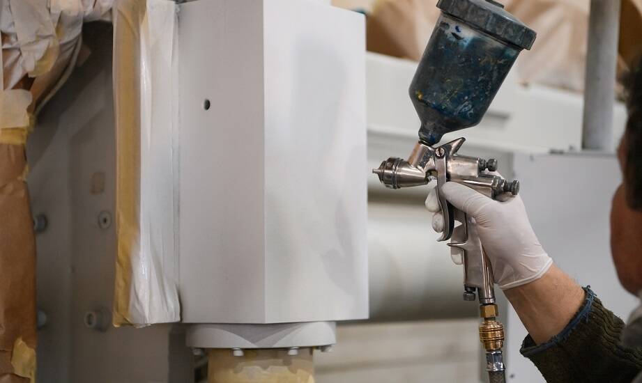 Tlenek glinu w produkcji ochronnych powłok dla przemysłu mechanicznego