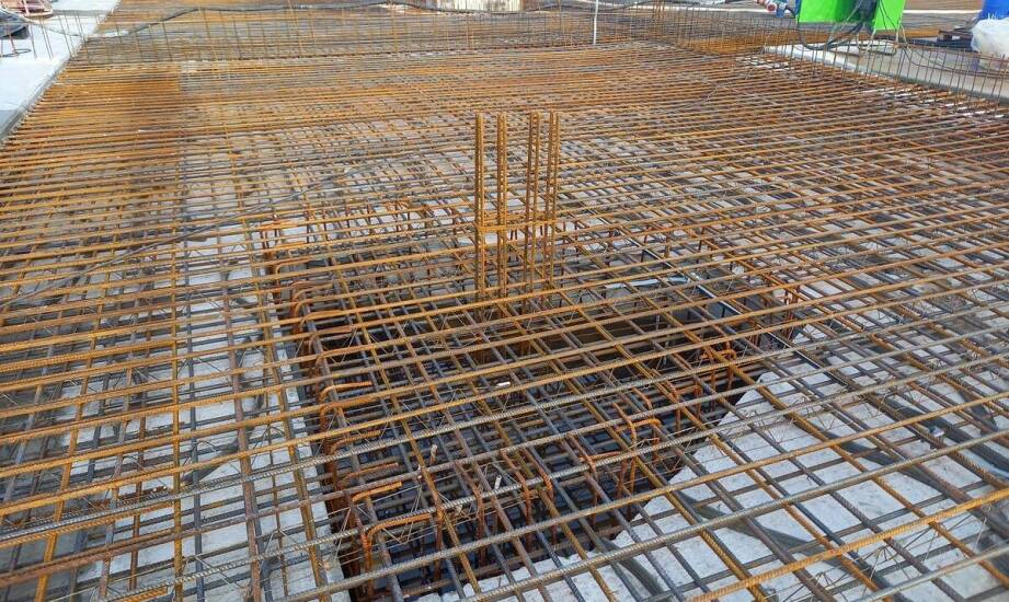 Producent fundamentowych kotew a wymagania współczesnego budownictwa