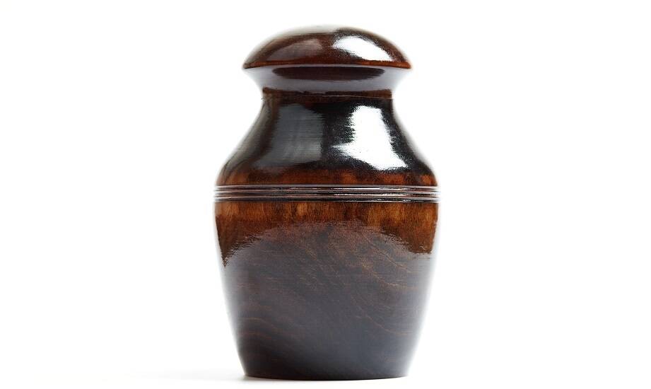 Ceramiczne urny jako sposób na zachowanie wspomnień o pupilu