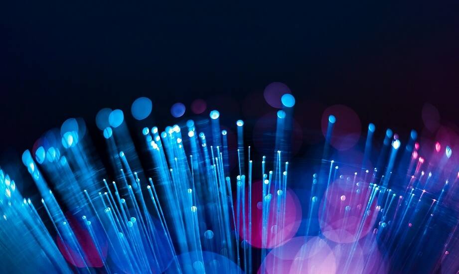 Wpływ układania światłowodu na rozwój smart city