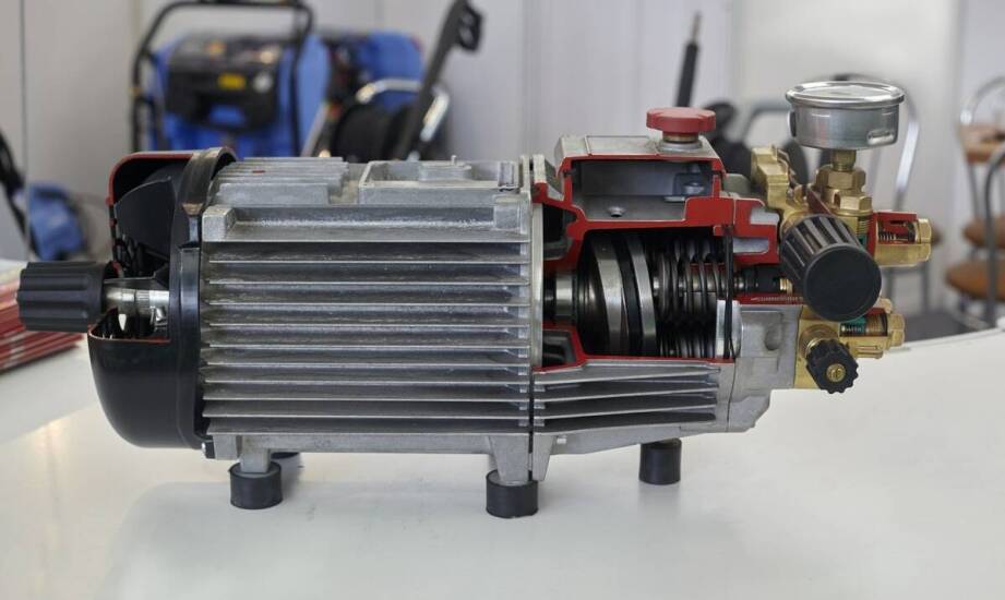 Proces zakupu online pomp ABS – co warto wiedzieć?