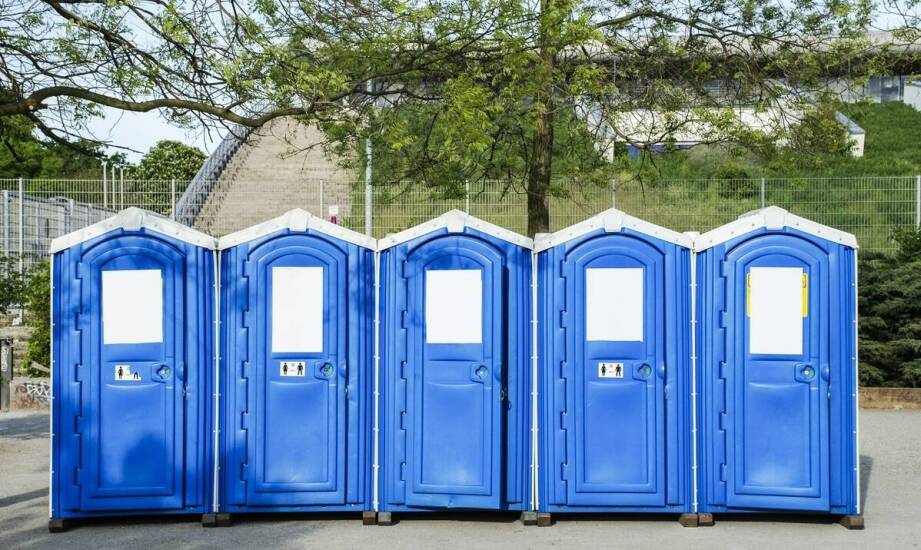 Toalety na budowę – kluczowe aspekty wynajmu w regionie łódzkim