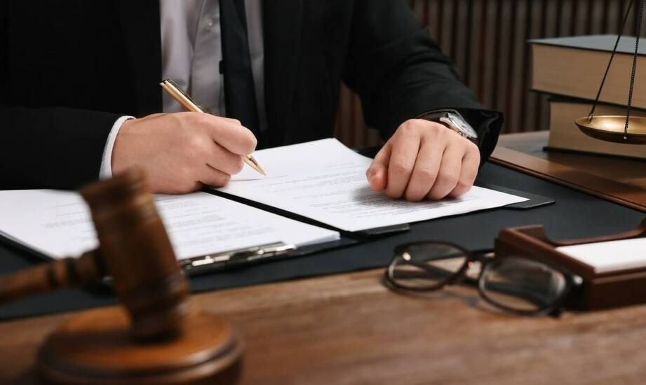 Po co sporządzać testament przy obecności notariusza?