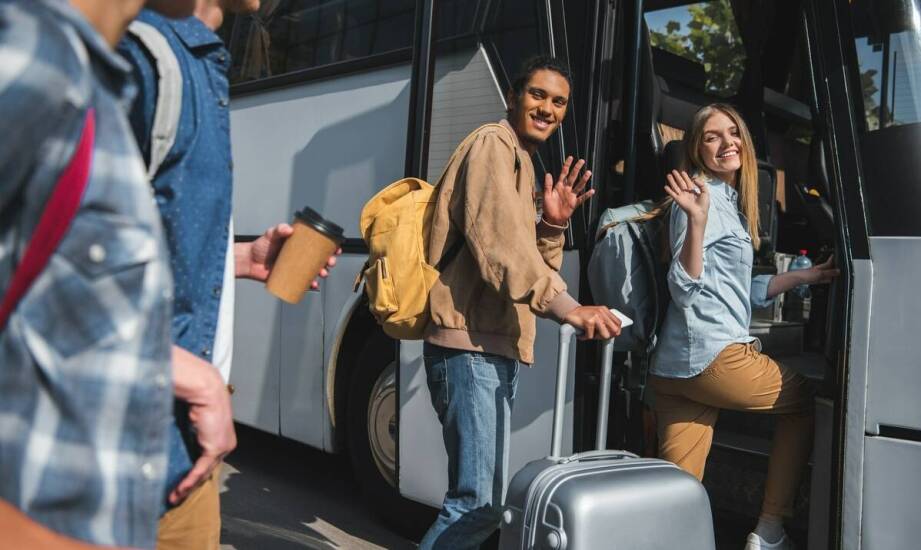 Jak nasze usługi przewozowe pomagają pracownikom sezonowym w podróżach do Niemiec?
