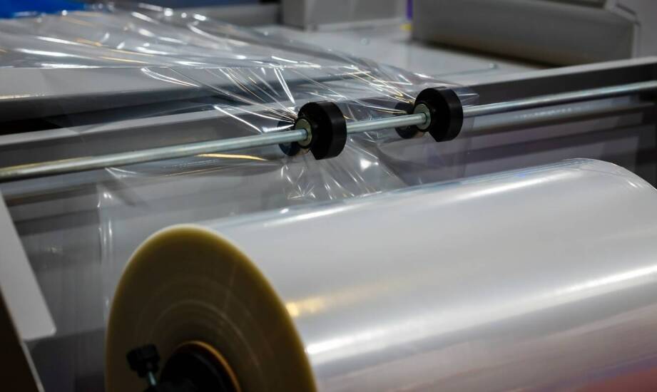 Ekologiczne innowacje w produkcji folii stretch – co warto wiedzieć?