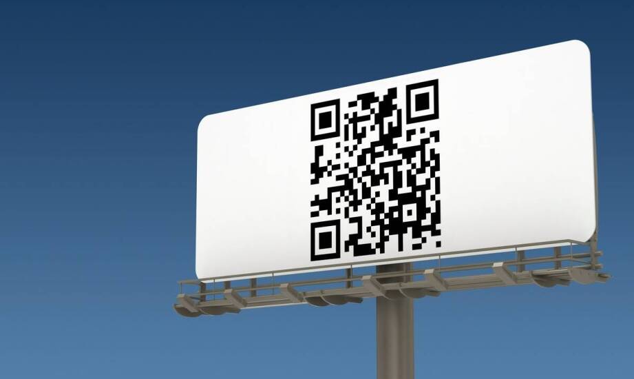 Jak reklama wielkoformatowa na trasie z Warszawy do Krakowa i z powrotem do Warszawy zwiększa widoczność marki?