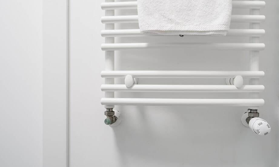 Wpływ designu grzejników na wystrój w łazience