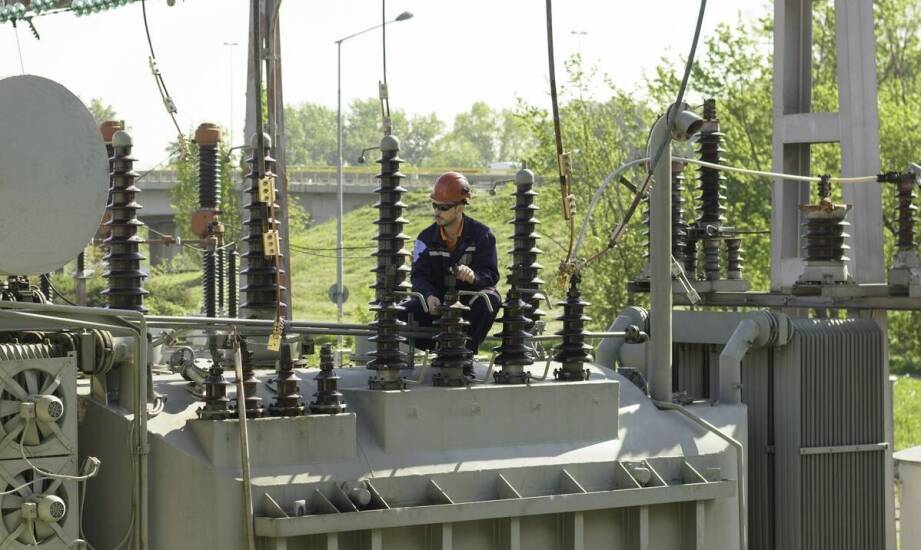 Rola kompensatorów w minimalizacji ryzyka awarii systemów przesyłowych