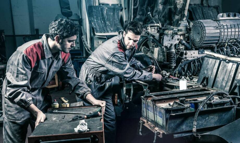 Wpływ jakości zamiennych części na efektywność naprawy ręcznego paleciaka