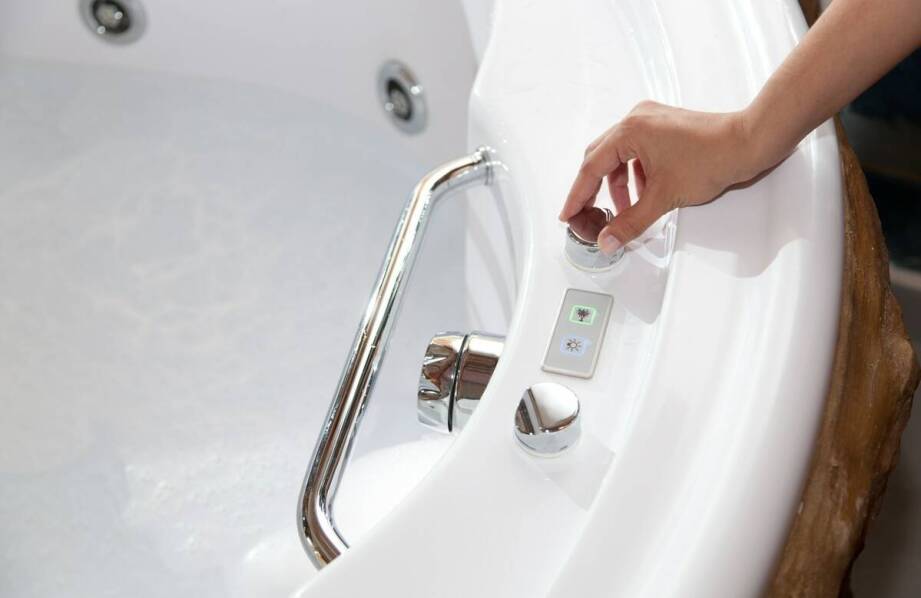Nowoczesne systemy do zarządzania wodą w wannach z hydromasażem spa