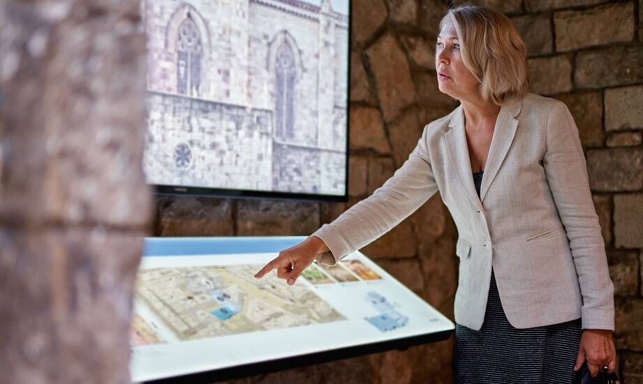 Polityka i historia: jak łączą się w naukowych czasopismach?