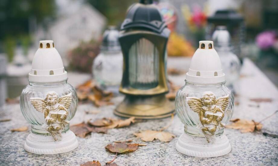 Porównanie modeli lampionów na cmentarzu – które są najbardziej popularne?