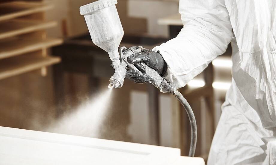 Jak proszkowe malowanie wpływa na estetykę i trwałość stalowych elementów