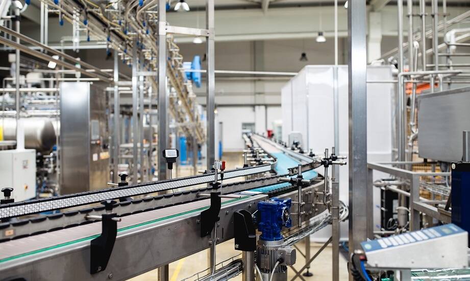 Wykorzystanie systemów OEE w optymalizacji wydajności produkcyjnych linii