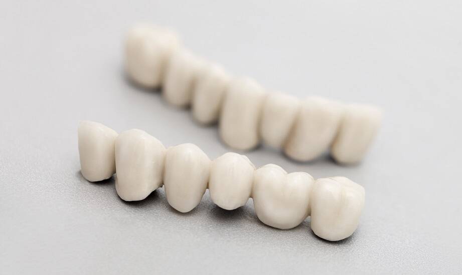 Protetyka w Bieruniu – jakie są najnowsze techniki stosowane przez dentystów?