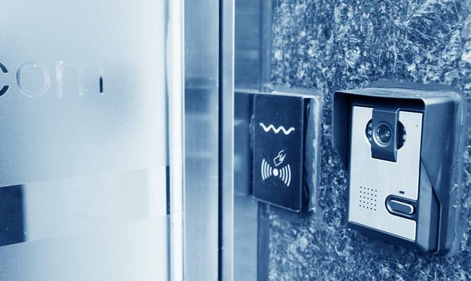 IP domofony jako element inteligentnego zarządzania budynkiem