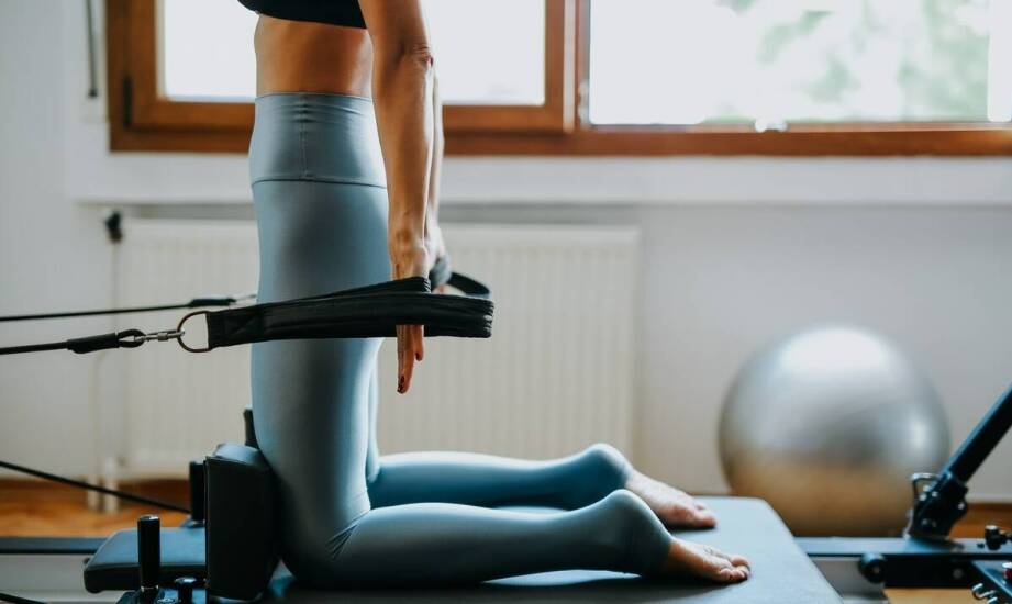 Dlaczego pilates jest skuteczny w poprawie elastyczności i siły mięśni?