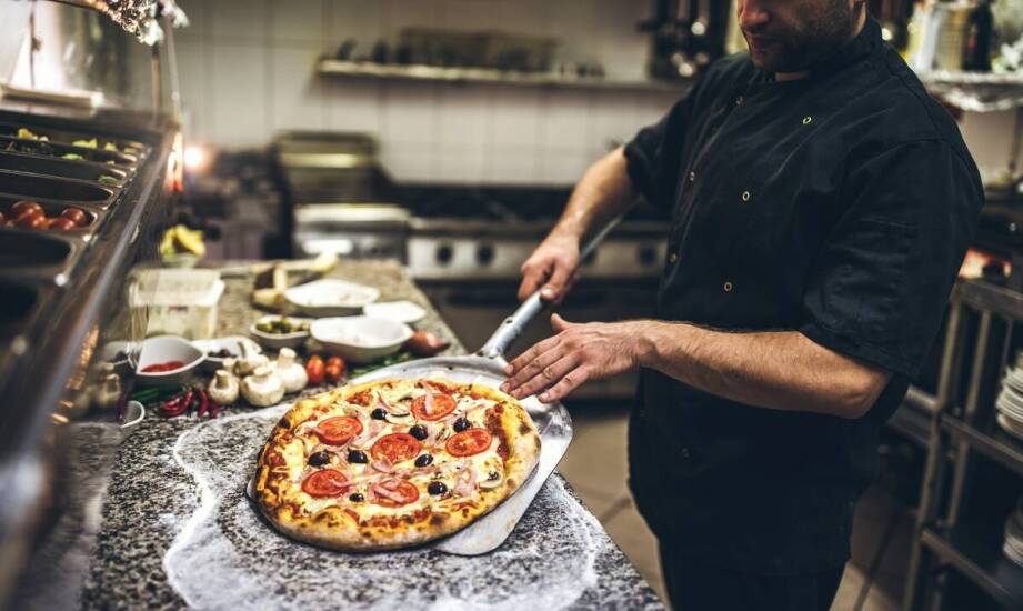 Wpływ prasy do pizzy na tempo pracy w pizzeriach