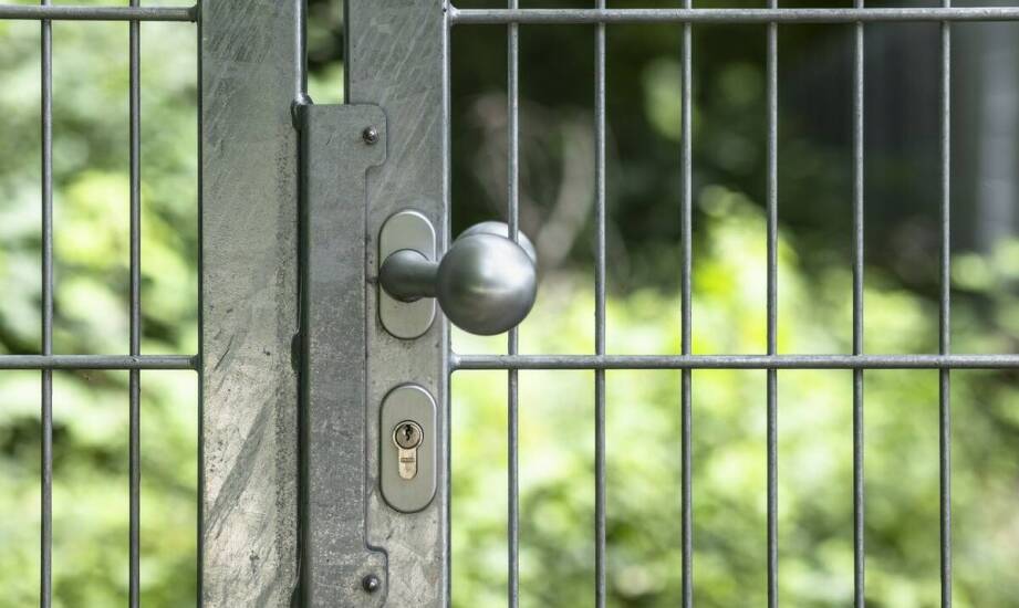 Personalizacja akcesoriów do bram jako sposób na zwiększenie sprzedaży
