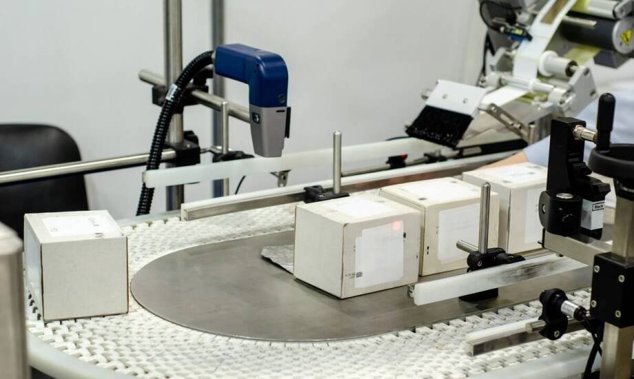 Rola samoprzylepnych etykiet w identyfikacji produktów