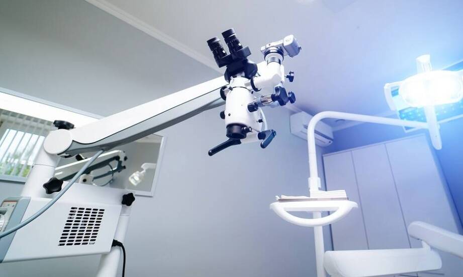 Jakie korzyści niesie stosowanie mikroskopu w endodoncji?
