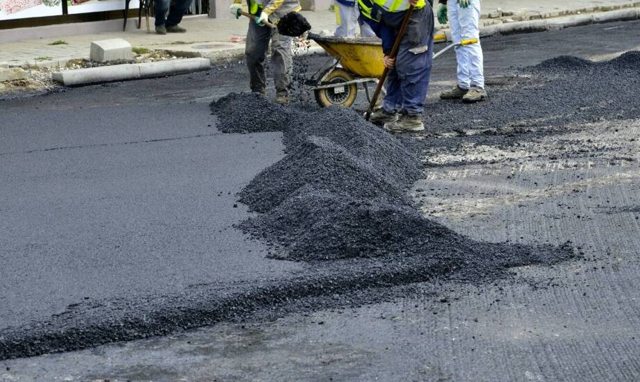 Kluczowe aspekty wyboru odpowiedniego zimnego asfaltu dla projektów infrastrukturalnych