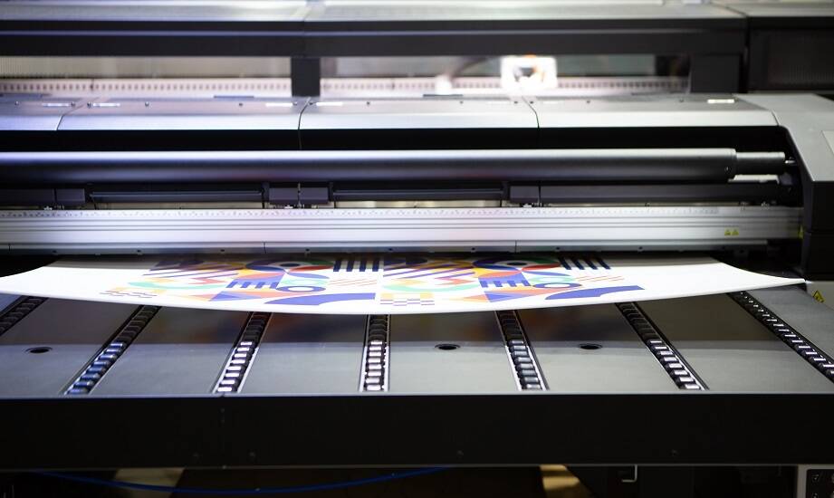 Dlaczego inwestycja w poligrafię jest kluczowa dla skutecznej reklamy?