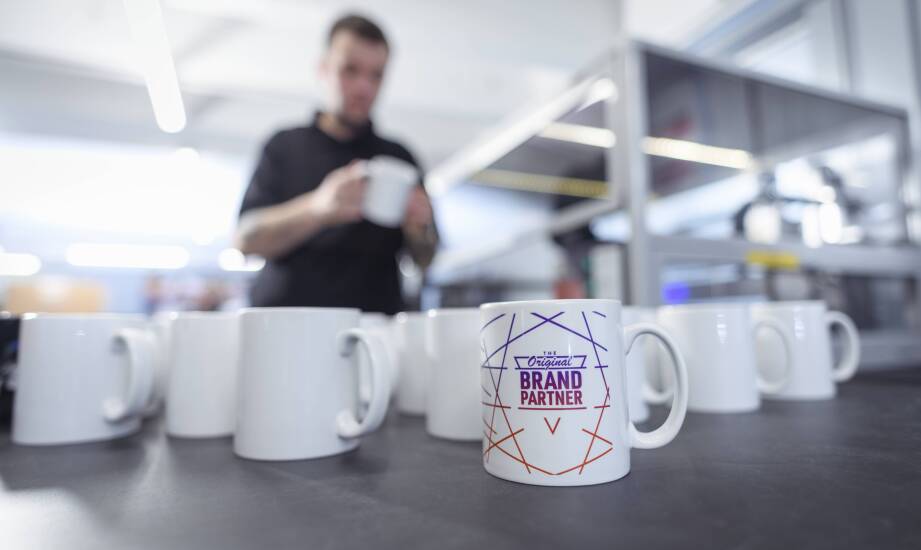 Najlepsze praktyki przy zamawianiu reklamowych gadżetów z indywidualnym nadrukiem