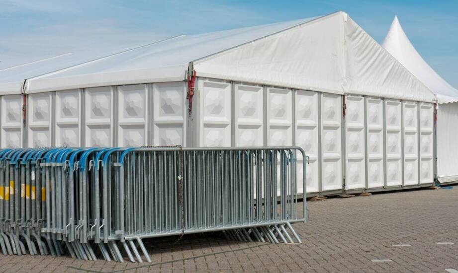 Jak namiotowe hale mogą wspierać organizację masowych wydarzeń