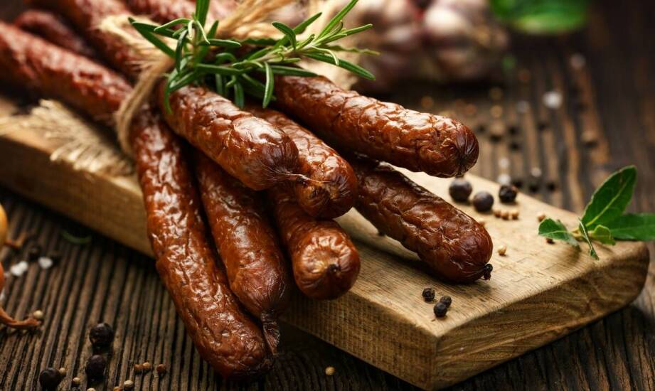 Jak produkcja wędlin oparta na staropolskich recepturach wpływa na różnorodność smaków?
