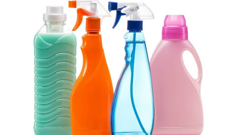 Porównanie płynów do podłóg – jakie cechy decydują o wyborze?