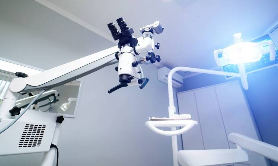 Rola mikroskopu w precyzyjnym leczeniu endodontycznym
