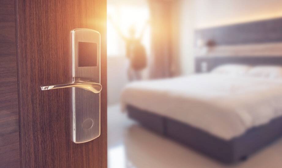 Jakie funkcje powinny posiadać nowoczesne zamki hotelowe?
