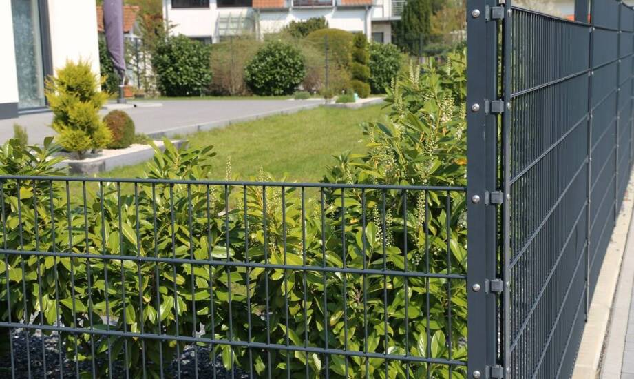 Jak frontowe ogrodzenia wpływają na estetykę posesji?