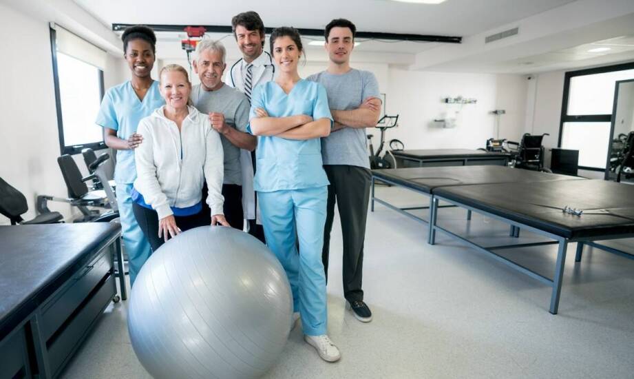 Jak grupowa terapia wpływa na poprawę fizycznego samopoczucia pacjentów?