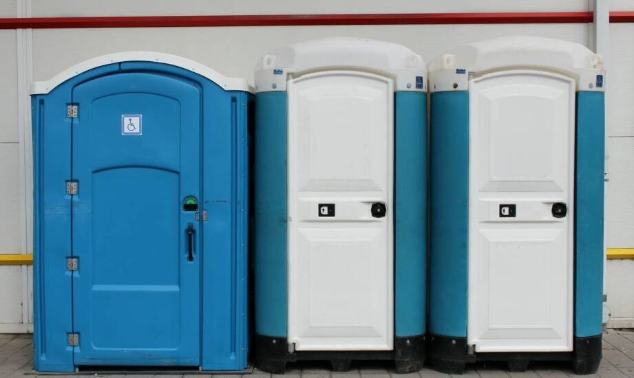 Jak różnorodność oferty przenośnych toalet wpływa na organizację eventów?