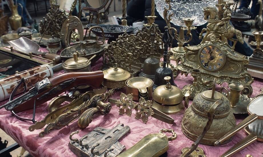 Jak unikalność przedmiotu wpływa na cenę w skupie staroci?