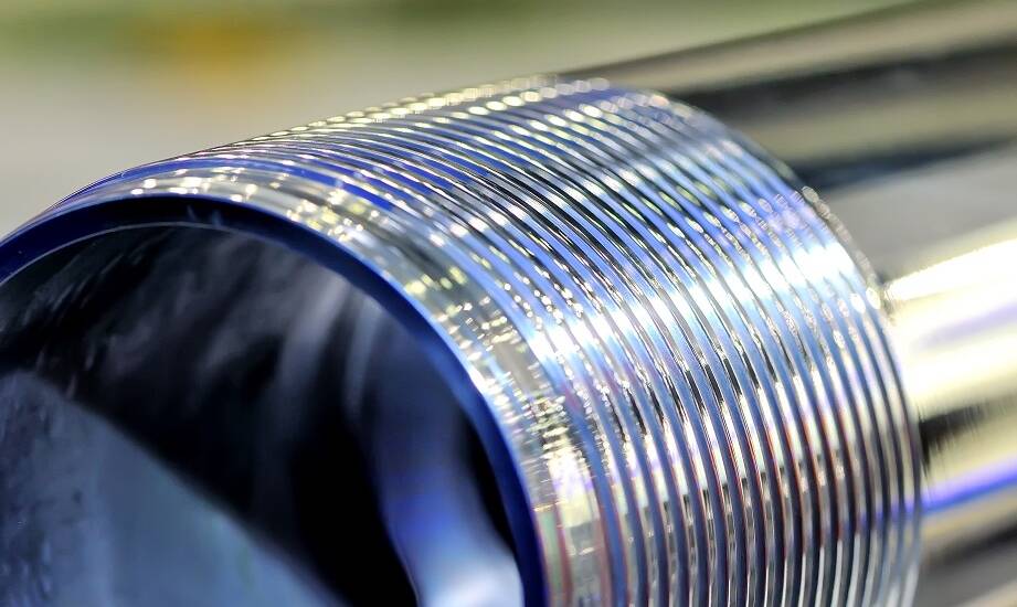 Proces galwanizacji a jego wpływ na zmniejszenie ścieralności stalowych elementów