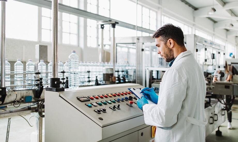 Znaczenie walidacji procesu produkcyjnego w kontekście branżowych regulacji