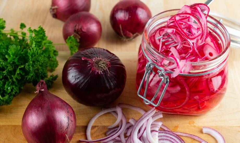 Why Is It Worth Choosing Fermented Shallots from Specialized Suppliers?
