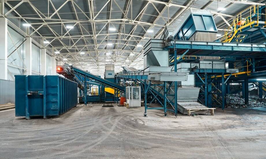 Innowacyjne metody skupu odpadów odzieży używanej w przemyśle