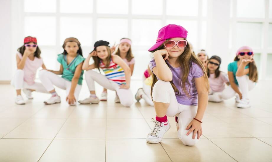 Hip hop dla dzieci: zabawa, rozwój i pierwsze kroki w tańcu