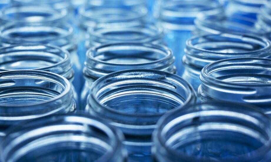 Produkcja słoików: co wpływa na wybór producenta i jakość opakowań