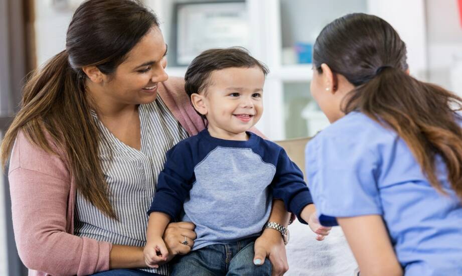 Wizyty domowe pediatryczne — kiedy warto skorzystać i czego oczekiwać
