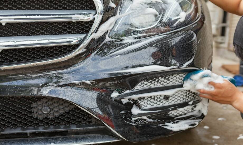 Blacharnia i lakiernia Mercedes — jak ocenić jakość napraw karoserii