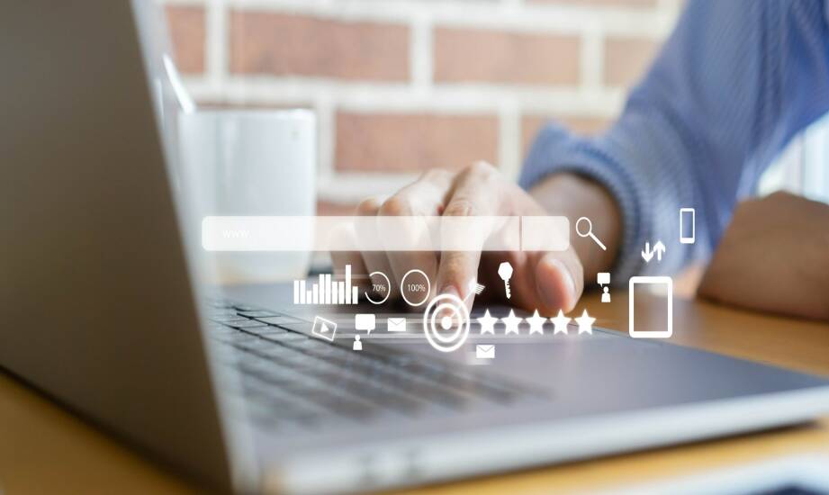 Marketing usługowy: skuteczne sposoby zwiększenia widoczności marki online